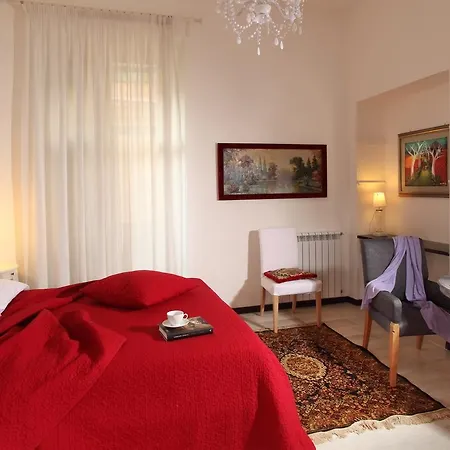 Roma Central Guest House-2